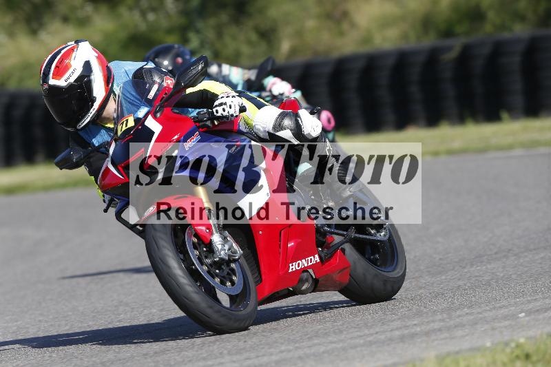 Archiv-2025/17 17.05.2025 PROMAX ADR/Gruppe gruen/71